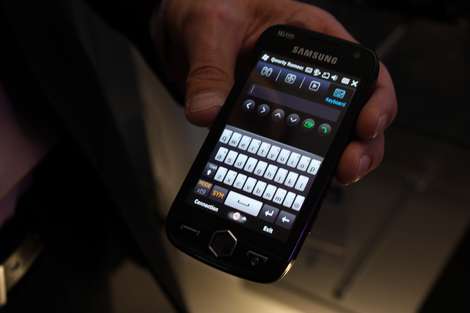 Click to enlarge Samsung remote with Samsung phone