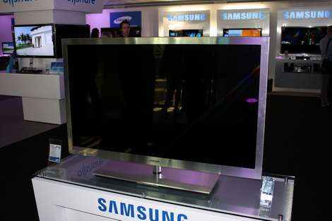 Click to enlarge Samsung C9000