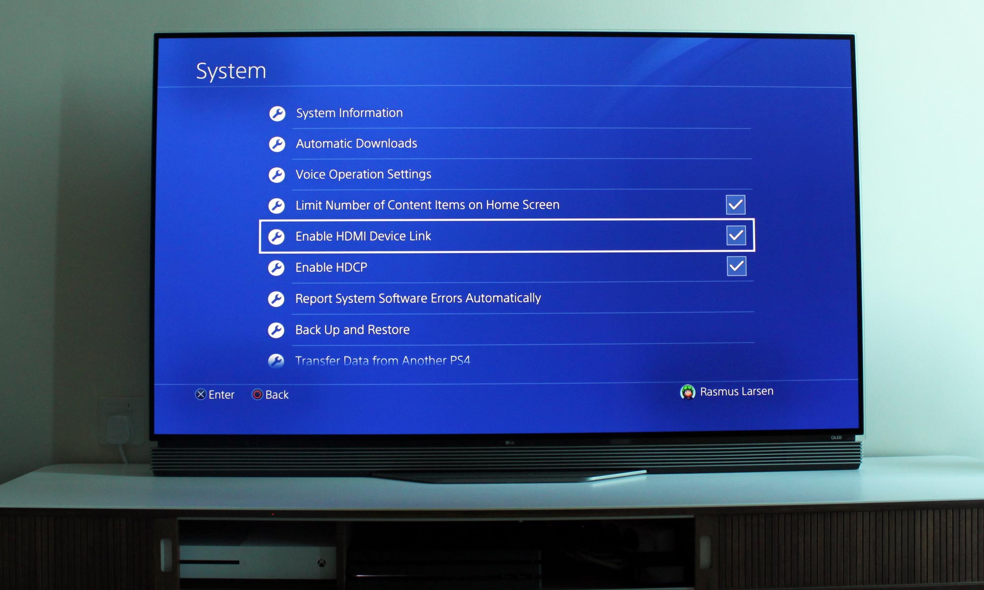 PlayStation 4 Pro (& HDR gaming) - FlatpanelsHD